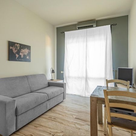 Mi Casa Fraschini Apartment Milan Luaran gambar